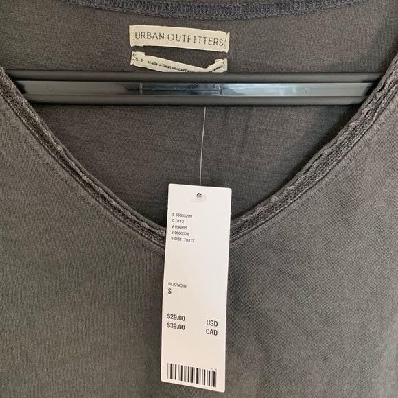 SOLD Urban outfitters tee - Picture 2 of 4